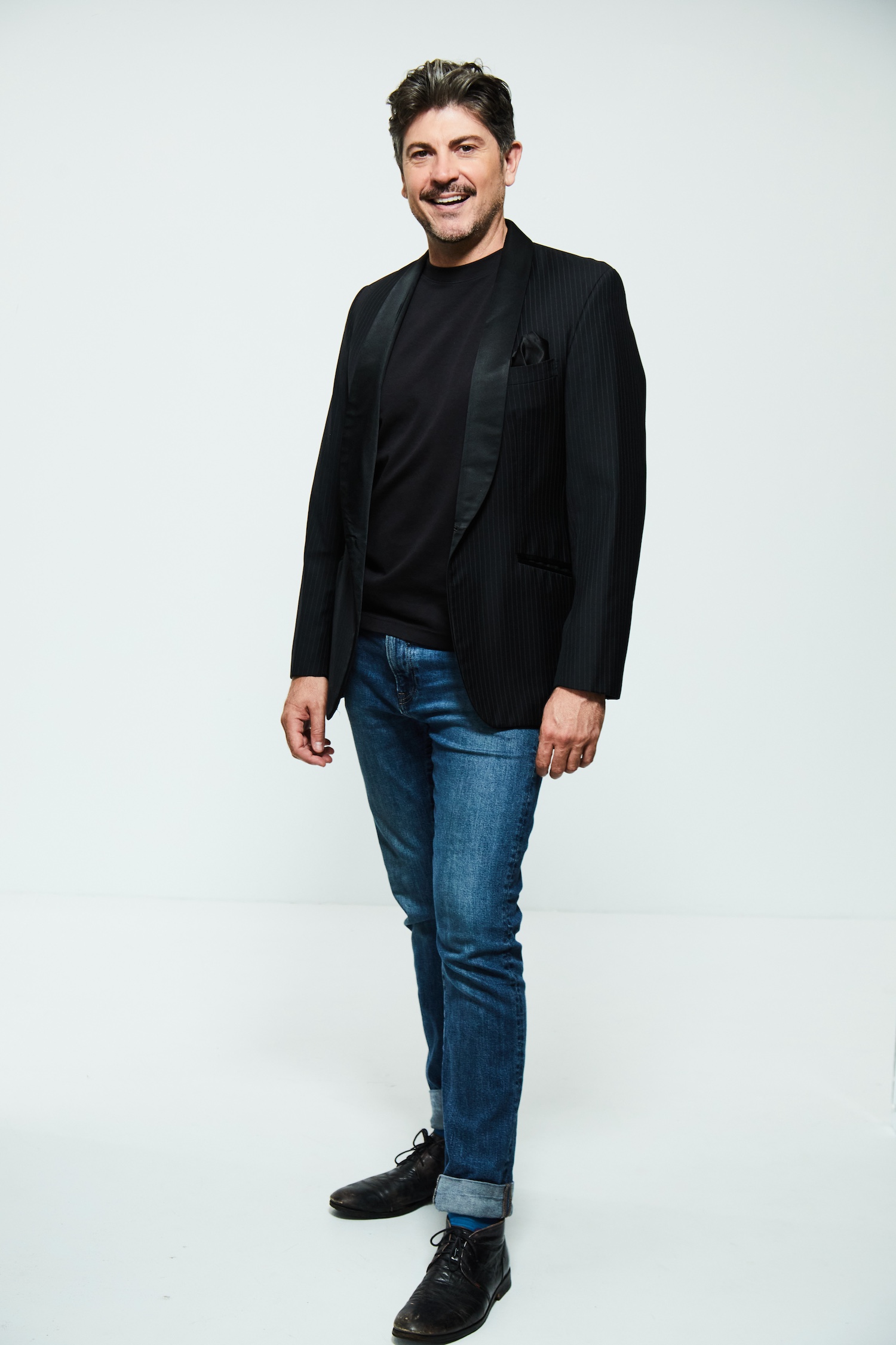 Who Is Adam Mada? Leading Australian Magician.